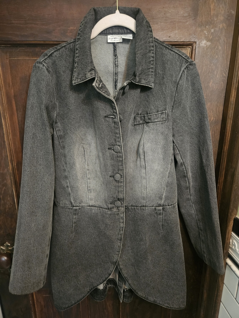 VTG.NEWPORT NEWS FITTED LONG EDWARDIAN JEAN JKT.IN STONEWASH GREY
